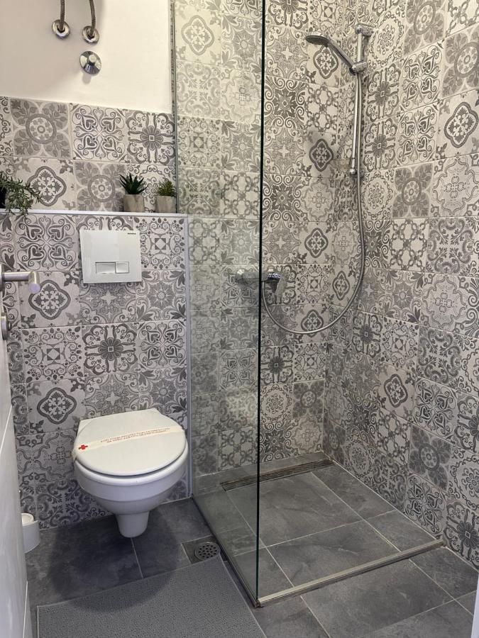 Nice 5 Apartments Сараєво Екстер'єр фото