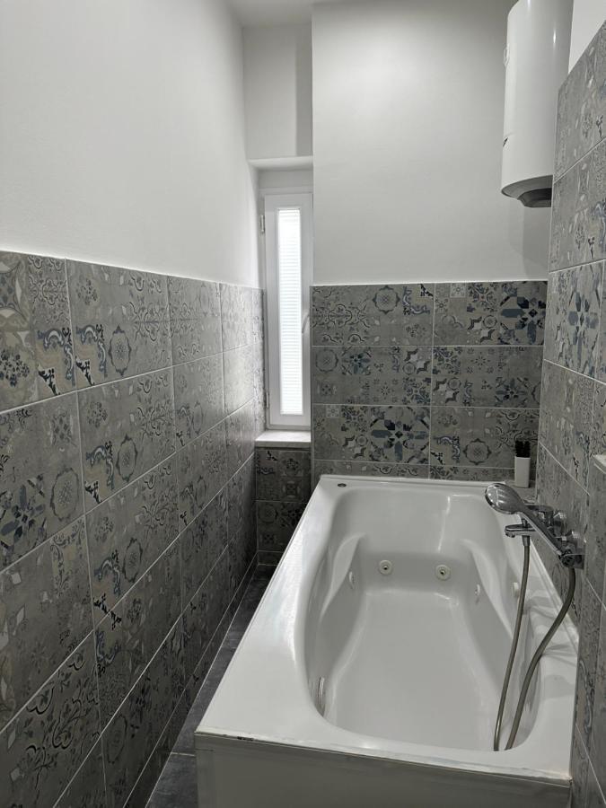 Nice 5 Apartments Сараєво Екстер'єр фото