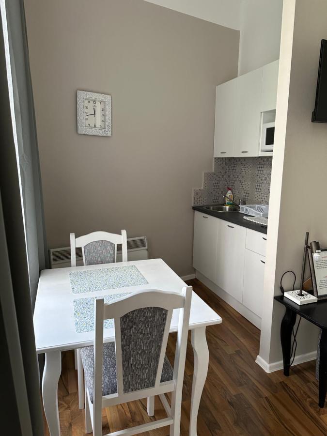 Nice 5 Apartments Сараєво Екстер'єр фото