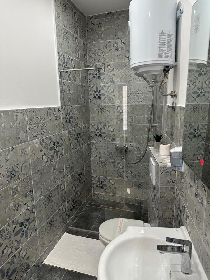 Nice 5 Apartments Сараєво Екстер'єр фото